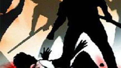 Photo of शादी समारोह में दो पक्षों में चले लाठी-डंडे में एक मौत और चार घायल,दुल्हन ने शादी से किया इन्कार