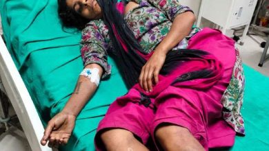 Photo of देहरादून : जोगीवाला पुलिस चौकी में महिला की बेरहमी से की पिटाई,करंट लगाने के साथ दीं भद्दी गालियां ,पीड़िता की हालत गंभीर