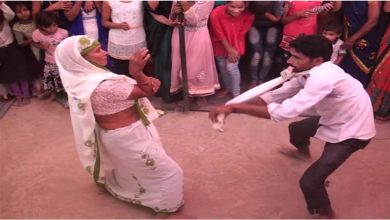 Photo of नानी बनी ‘इच्छाधारी नागिन’, किया ऐसा धुआंधार डांस कि सपेरे बने नाती के भी छूटे पसीने,देखें ये वीडियो 