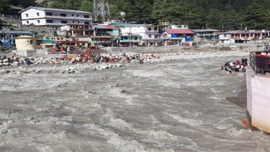 Photo of भागीरथी नदी में स्नान करते समय मध्य प्रदेश का श्रद्धालु बह,उपचार के दौरान जिला अस्पताल में हुई मौत 