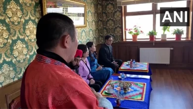 Photo of भगवान बुद्ध के अवशेषों के साथ मंगोलिया पहुंचे केंद्रीय मंत्री किरेन रिजिजू, कहा-  ‘मंगोलियाई भारत के साथ गहराई से जुड़े’