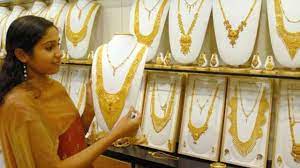 Photo of सोने-चांदी की कीमत में फिर से हुई बढ़ोतरी, चेक करें लेटेस्‍ट रेट 