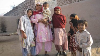 Photo of कर्ज के जरिए अपनी अर्थव्‍यवस्‍था को पटरी पर लाने की राह खोज रहा पााकिस्‍तान, अब इन पर टिकी है उम्मीद…