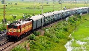Photo of भारतीय रेलवे ने धीरे से यात्रियों को जोर का झटका दिया