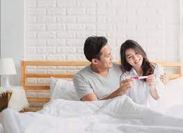 Photo of जानिए प्रेग्नेंसी के दौरान संबंध बनाना सही या गलत