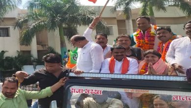 Photo of उज्जैन नगर निगम की नई परिषद ने राष्ट्र ध्वज तिरंगा लहराकर हर घर तिरंगा अभियान का किया शुभारंभ