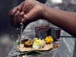 Photo of पितरों की पाना चाहते हैं कृपा , तो इन पांच जीवों को कराए भोजन
