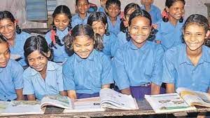 Photo of जानिए सरकारी स्कूलों में  पढने वाले बच्चाें  को निश्शुल्क किताबें देने के लक्ष्य 