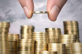 Photo of निवेश का बेहतरीन मौका, यहां जानें कौन से  बैंक दे रहे 8.25% तक की ब्याज