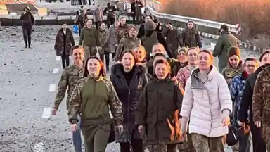 Photo of रूस और यूक्रेन के बीच शुरू जंग में पहली बार महिला कैदियों की अदला-बदली, जानिए पूरा मामला