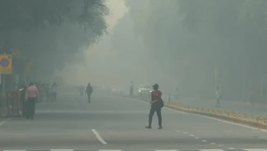 Photo of उत्तर प्रदेश में प्रदूषण के बीच कोहरे ने दी दस्तक  जानें- आज देशभर में कैसा रहेगा मौसम?
