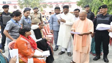 Photo of मुख्यमंत्री योगी आदित्यनाथ ने कहा कि गरीबों के इलाज के लिए धन की कमी नहीं आएगी आड़े..