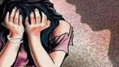 Photo of युवती से घर में घुसकर दुष्कर्म का प्रयास , माता-पिता ने इसका विरोध किया तो आरोपित ने उनकी भी पिटाई की..
