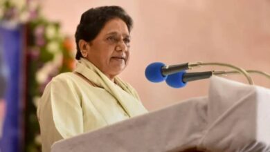 Photo of हीराबा के देहांत से राजनीत‍िक गल‍ियारों में शोक की लहर, मायावती सह‍ित कई नेताओं ने दी श्रद्धांजल‍ि..