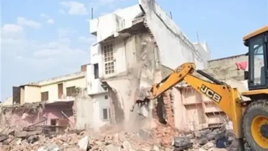 Photo of बगैर नक्शा पास कराए खड़ी की गईं 600 से अधिक इमारतों पर होगा ‘बुलडोजर’ एक्शन..