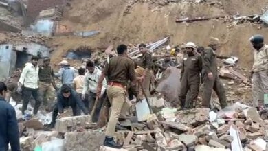 Photo of  Agra Building Collapse: सैन्य अधिकारी टीम के साथ मौके का निरीक्षण करने पहुंचे..