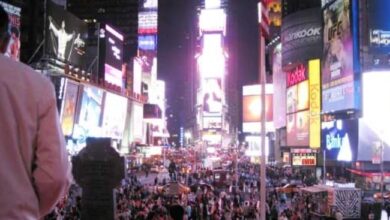 Photo of टाइम्स स्क्वायर पर भारी बारिश के बीच मनाया गया जश्न..