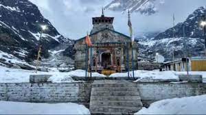 Photo of केदारनाथ में हुई साल की पहली बर्फबारी के साथ साथ निचले हिस्सों में बूंदाबांदी का क्रम शुरू.. 