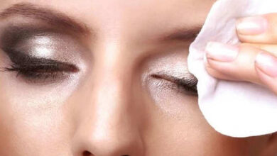 Photo of अगर आपको अपने स्किन टाइप के हिसाब से मेकअप रिमूवर नहीं मिल रहा, तो इन घरेलू नुस्खों को अपनाएं..