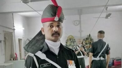 Photo of भाजपा नेता ने तमिलनाडु के मुख्यमंत्री पर सेना के जवान की मौत पर जमकर हमला बोला..