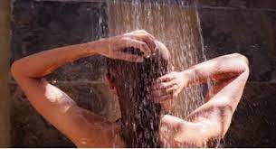 Photo of शावर में नहाने के दौरान इन गलतियों को करने से बचें..