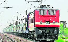 Photo of Holi 2023 देश में होली के त्योहार को ध्यान में रखते हुए रेलवे ने कई स्पेशल ट्रेन चलाने फैसला किया.. 