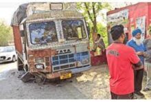 Photo of होशियारपुर में सड़क हादसे में दो लोगों की मौत, परिवार के लोग आनंदपुर साहिब से माथा टेककर लौट रहे थे..