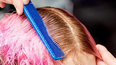 Photo of अगर आप भी अपने बालों को रंगों से बचाना चाहते हैं तो इन टिप्स को कर सकते हैं फॉलो..