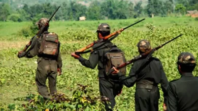 Photo of बीजापुर के जंगलों में करीब साढ़े छह बजे पुलिस और नक्सलियों के बीच हुई मुठभेड़..