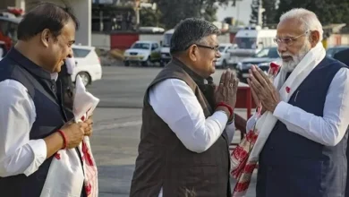 Photo of प्रधानमंत्री मोदी ने असम के मुख्यमंत्री हिमंत बिस्वा सरमा और उनकी मंत्रिपरिषद के साथ गेस्ट हाउस में बंद कमरे में की बैठक