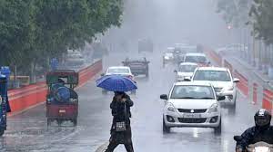 Photo of दिल्ली-NCR समेत कई जगहों पर गरज के साथ बारिश..