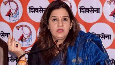 Photo of प्रियंका चतुर्वेदी ने भारतीय कुश्ती महासंघ के प्रमुख और बीजेपी सांसद बृजभूषण शरण सिंह के खिलाफ तीखा हमला बोला..