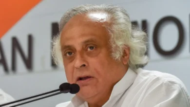 Photo of जयराम रमेश ने ट्वीट करके कहा स्वयंभू विश्वगुरू का अपना ठेठ तरीका है पहले कदम उठा लो फिर विचार करो..