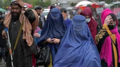 Photo of अफगानिस्तान पर तालिबान के कब्जे के बाद से उसने महिलाओं पर कई प्रतिबंध लगाए ,उन्हें काम करने से भी रोका..
