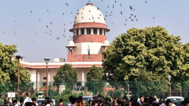 Photo of राजद्रोह कानून की वैधता को चुनौती देने वाली याचिकाओं के एक समूह पर सुप्रीम कोर्ट इस दिन करेगा सुनवाई..