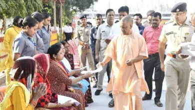 Photo of सीएम योगी आदित्‍यनाथ ने गोरखनाथ मंदिर परिसर में जनता दर्शन के दौरान बड़ा ऐलान किया..