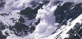 Photo of उत्तराखंड में एक बार फिर से सामने आई हिमस्खलन की घटना…