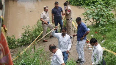 Photo of राजधानी की गीता कॉलोनी में लड़की का शव कई टुकड़ों में मिला..