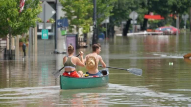 Photo of अमेरिका के वर्मोंट में आई बाढ़ के कारण पूरे शहर में हुआ भारी नुकसान.. 