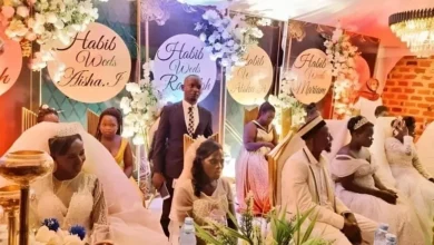 Photo of युगांडा में हुई अनोखी शादी, एक शख्स ने 7 महिलाओं से की शादी,तस्वीरें हुई वायरल
