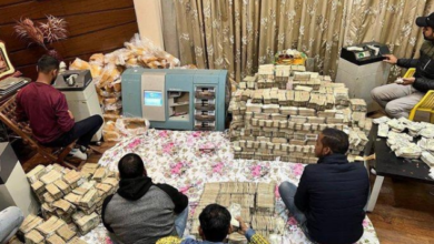 Photo of बेंगलुरु: पूर्व पार्षद के फ्लैट से मिले 42 करोड़ रुपये, आईटी की रेड में खुलासा