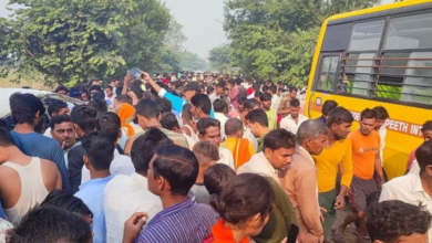Photo of बदायूं : स्कूल बस और वैन की जोरदार भिड़ंत, पढिये पूरी ख़बर ?
