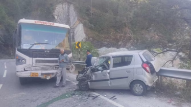 Photo of बद्रीनाथ हाईवे: रोडवेस बस और कार की हुई जोरदार टक्कर