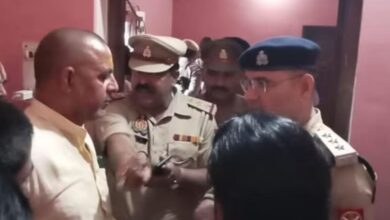 Photo of अयोध्या: हनुमानगढ़ी में साधु की चाकू से गोदकर हत्या