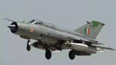 Photo of प्रयागराज में वायु सेना दिवस परेड में आखिरी बार शामिल होने को तैयार मिग-21 लड़ाकू विमान