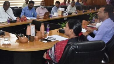 Photo of उत्तराखंड: दरवाजे, खिड़की, और टॉयलेट तक का पैसा खा गए अफसर