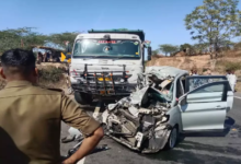 Photo of वाराणसी: कार और ट्रक की भिड़ंत में आठ लोगों की मौत, काशी से दर्शन-पूजन कर घर लौट रहे थे