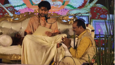 Photo of देहरादून में बाबा का चमत्कार: धीरेंद्र शास्त्री ने अचानक भीड़ में खड़े व्यक्ति को बुलाया,पढिये पूरी ख़बर