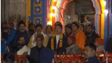 Photo of केदारनाथ धाम: बाबा केदार के दर्शन करने पहुंचे राहुल गांधी