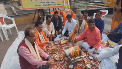 Photo of उत्तरकाशी टनल : दिल्ली में भाजपा नेता विजय गोयल ने मजदूरों की सलामती के लिए किया हवन